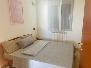 Unclassified image, 2 of 28, button - Bella Vista Poggi  - fantastischer Meerblick by Interhome (Poggi)