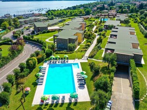 Pool - Wohnung mit Balkon, Schwimmbad und Seeblick by Interhome (Moniga del Garda)