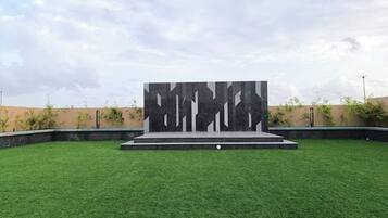 Enceinte de lâhĂ©bergement