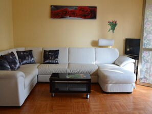 TV - "Manerba del Garda by Interhome (Manerba)