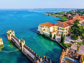 Exterior - Schönes Studio-Apartment - Pool und Balkon by Interhome (Sirmione)