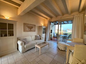 TV - Garda Resort Village - 1 Schlafzimmer Superior by Interhome (Peschiera del Garda)
