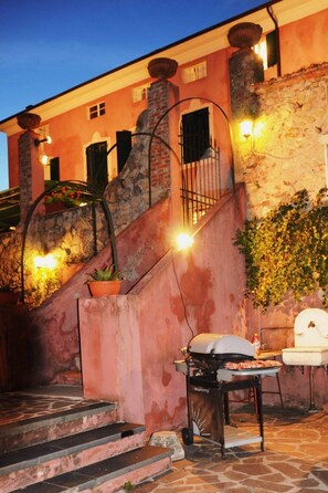 Terrace/patio - 'lorien 14' mit eigenem Pool by Interhome (Corsanico)