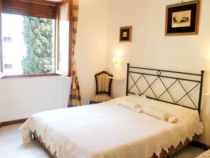 Room - Sehr zentral mit Parkmöglichkeit by Interhome (Levanto)