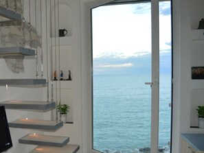 Interior - Charmantes Appartement in Moneglia mit Großer Terrasse by Interhome (Moneglia)