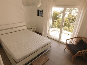 2 bedrooms - Renoviertes Ferienhaus in Roses mit Terrasse by Interhome (Roses)