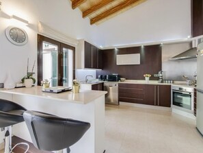 Fridge, microwave, oven, dishwasher - Vacation home  by Interhome (Santa Maria del Cami)