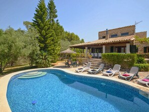 Pool - Villa mit Garten, Grill und Terrasse by Interhome (Inca)