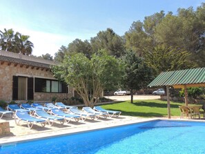 Pool - Finca "El Bosque" mit Garten, Grill und Terrasse by Interhome (Bahia Azul)