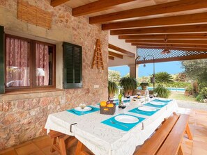 Outdoor dining - Villa Assumpció in Pollença mit Pool und Grill by Interhome (Pollença)