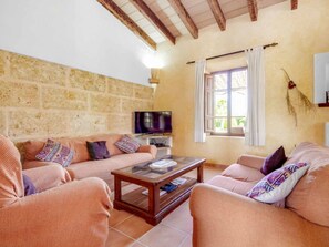 TV - Ferienvilla "Roig by Interhome (Pollença)