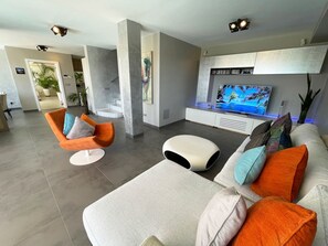 TV - Villa Morelli by Interhome (Maspalomas)