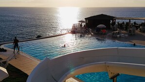 Pool - Wohnung mit Aussicht auf Meer und Klippen by Interhome (Los Gigantes)
