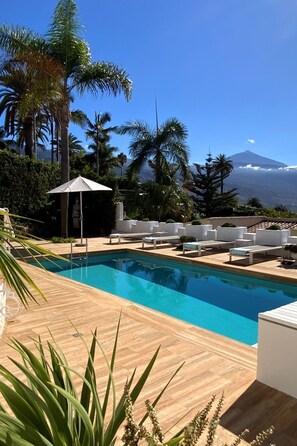 A heated pool - Viña Sol by Interhome (Santa Ursula)