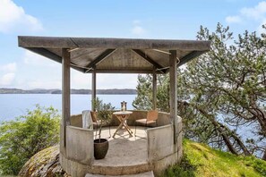Outdoor dining - RVH29 - Fjord Hideaway Villa (Alver)