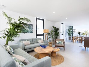 TV - Gorvorana 3 by Interhome (Realejos)