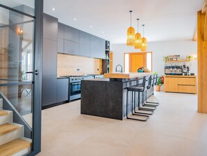 Interior - Luxuriöse Finca mit Pool, Spa und spektakulärer Aussicht by Interhome (Galera)