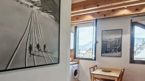 Interior - Aüt 3 Dachgeschosswohnung in Vall de Boí by Interhome (Caldes de Boi)