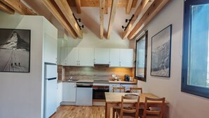 Private kitchen - Aüt 3 Dachgeschosswohnung in Vall de Boí by Interhome (Caldes de Boi)
