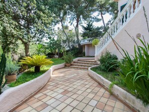 Property grounds - Ferienvilla "Costa d'en Blanes". by Interhome (Bendinant)