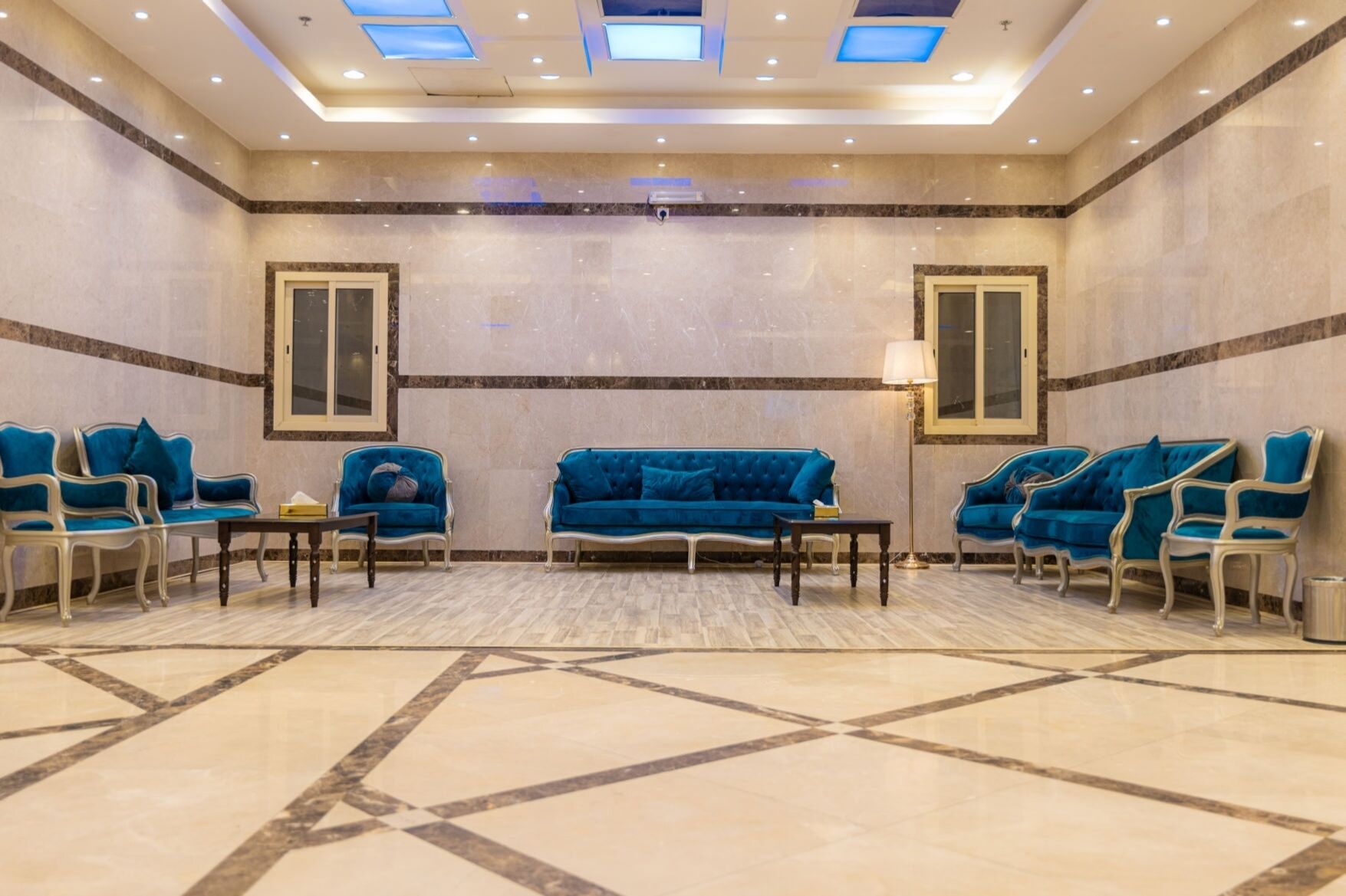 Basic Double Room, City View | Living area