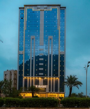 Front of property - BARADIS LAND HOTEL (Makkah)