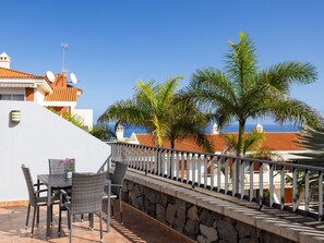 Outdoor dining - Fragata by Interhome (Puerto de la Cruz)