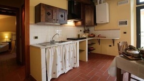Private kitchen - Anwesen "Frantoio" mit Infinity-Pool by Interhome (Figline Valdarno)