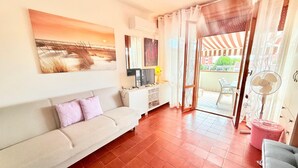 Living area - HALIFAX by Interhome (Comacchio)