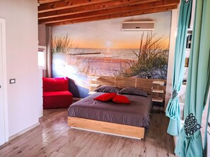 Internet - Freifläche mit direktem Zugang zum Strand by Interhome (Manerba)