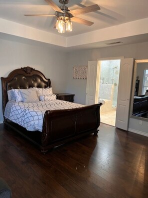 5 camere, ferro/asse da stiro, Wi-Fi gratuito, lenzuola