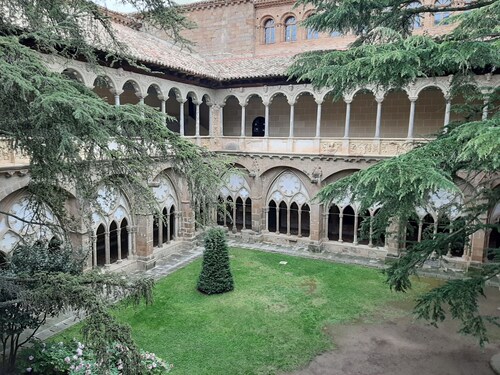 Landwohnung mit Bergblick by Interhome