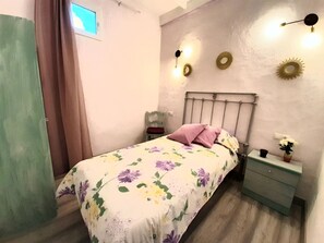 3 bedrooms, Internet