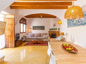 TV, fireplace - Casa Concha, Salines by Interhome (Ses Salines)