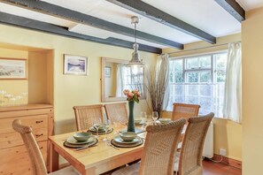 Dining - 3 Bed in Looe (oc-l10030) (Hessenford)