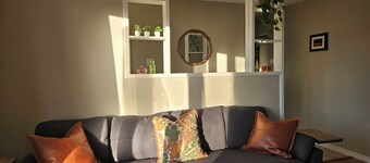 Cozy three bedroom bungalow in the center of town