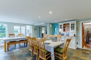 Dining - 5 Bed in Polruan (oc-ccmead) (Fowey)