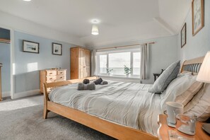 4 bedrooms, iron/ironing board, free WiFi, bed sheets - 4 Bed in Polruan (oc-csclif) (Fowey)