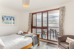 3 bedrooms, iron/ironing board, free WiFi, bed sheets - 3 Bed in Looe (oc-l10097) (Looe)