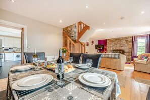 Dining - 2 Bed in Llandysul (oc-was280) (Rhydlewis)