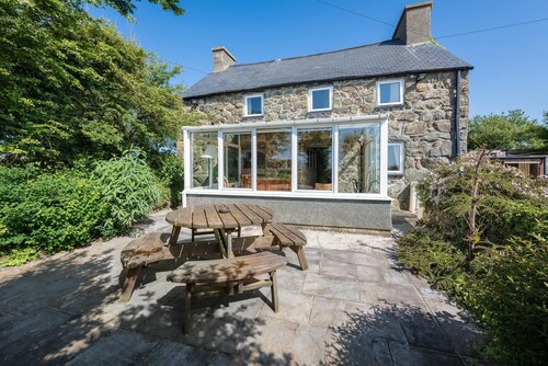 4 Bed in Aberdaron (oc-fl055)