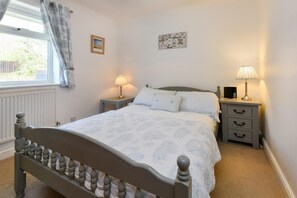 3 bedrooms, iron/ironing board, free WiFi