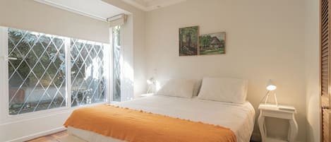 Bügeleisen/Bügelbrett, WLAN, Bettwäsche