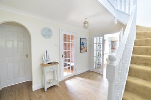 Interior - 3 Bed in Langham (oc-1369) (Langham)