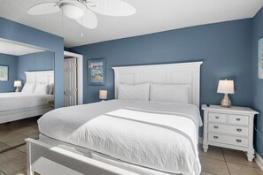 2 chambres, fer et planche à repasser, Wi-Fi gratuit, draps fournis