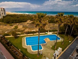 Pool - "Pinada Beach" mit Schwimmbad by Interhome (La Mata)