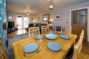 Dining - 3 Bed in Llanengan (oc-drwsyl) (Llanengan)