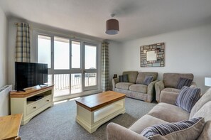 TV - 2 Bed in Looe (oc-l30035) (Looe)