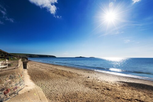3 Bed in Aberdaron (oc-tycam)
