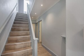Interior - 2 Bed in Llanbedrog (oc-3glyny) (Llanbedrog)